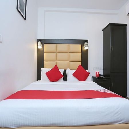 Hotel Qube Kochi Buitenkant foto