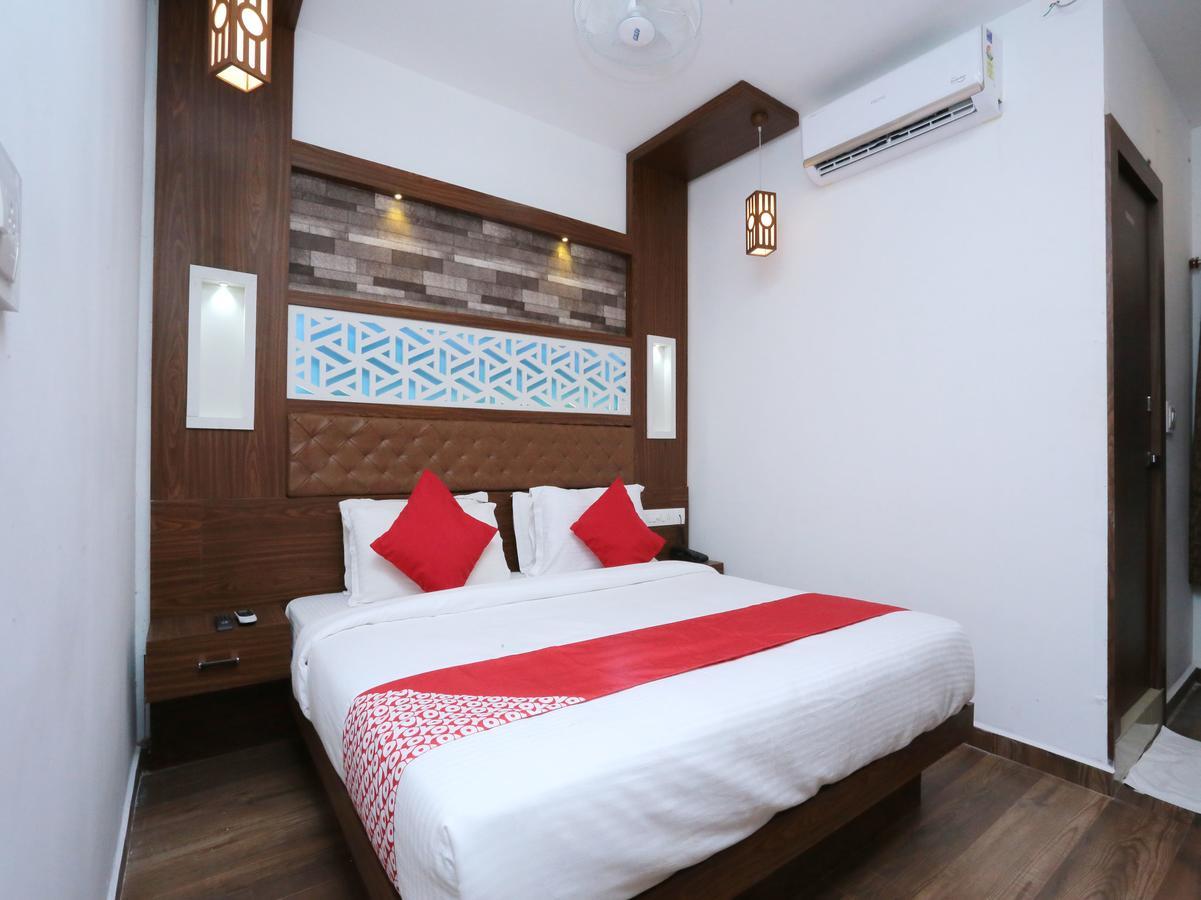 Hotel Qube Kochi Buitenkant foto