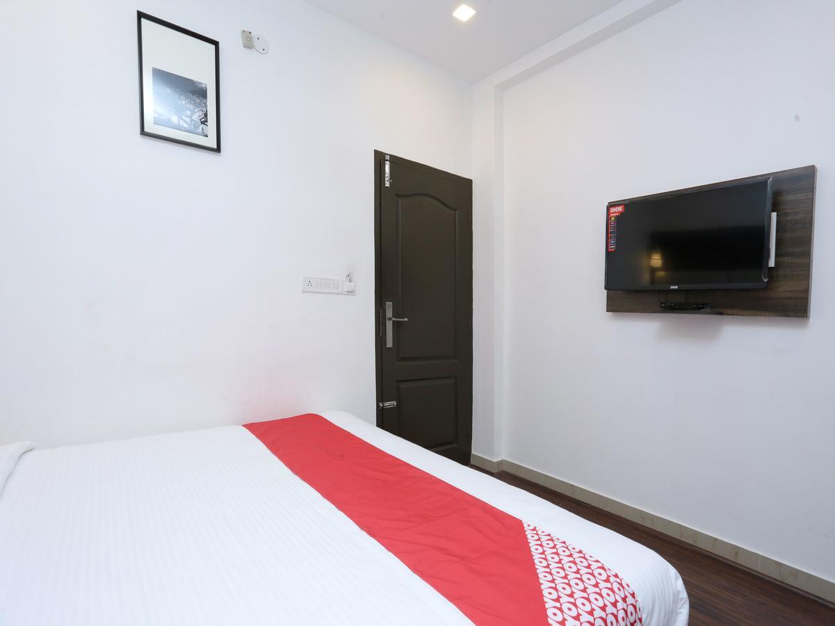 Hotel Qube Kochi Buitenkant foto